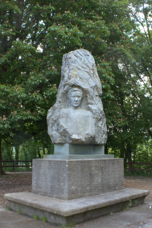 Monument de l'abbé Bovet van Jakob Probst, Grand-Places, Fribourg