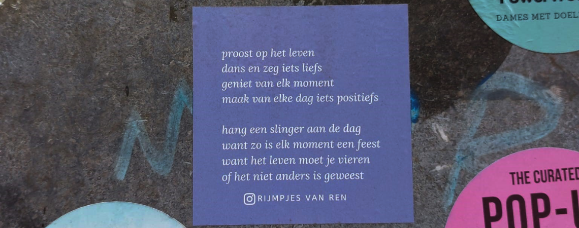 Poëzie, straatpoëzie, stickerpoëzie, instapoëzie, gedicht, rijmpjesvanren, Amsterdam
