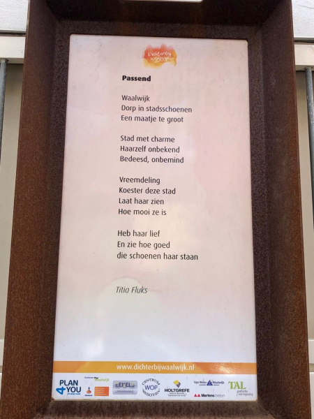 Passend, gedicht van Titia Fluks, gevonden in Waalwijk